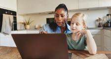 mum and daughter computer